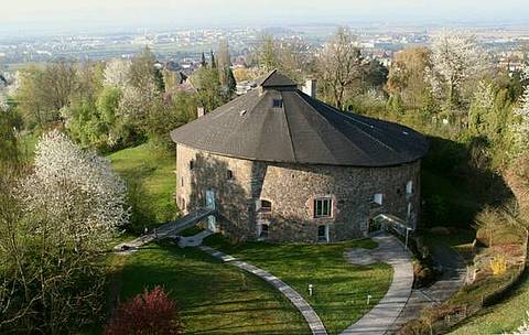 Turm 9